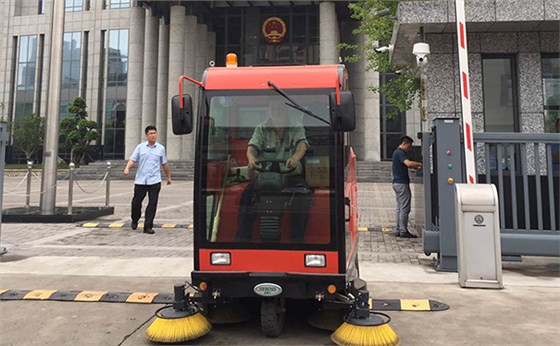 掃地車(chē)廠(chǎng)家